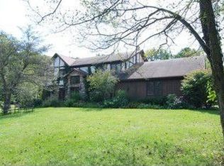 4N943 Nelson Dr, Wayne, IL 60184