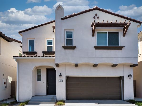 455 Meyer Pl