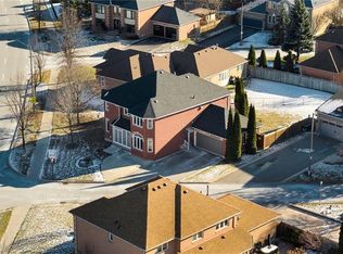 3543 Trelawny Cir, Mississauga, ON L5N6N8