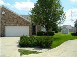 1034 Village Circle Dr, Greenwood, IN 46143