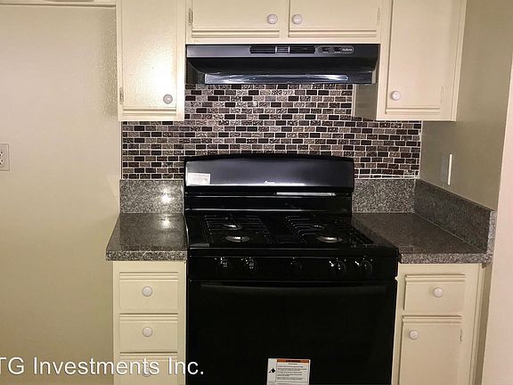 3rd image of 5416 Corteen Pl APT 302