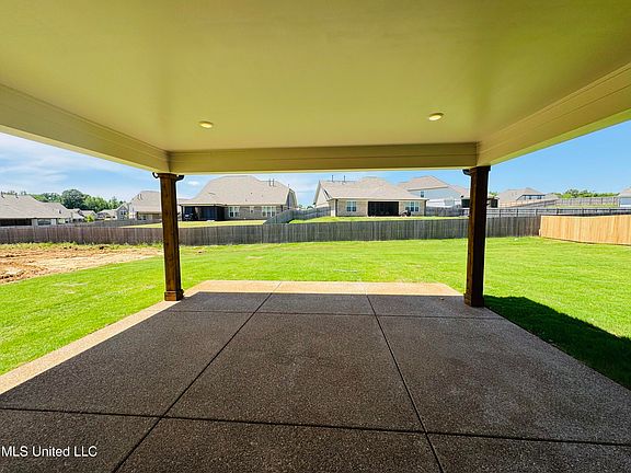 3rd image of 3939 McElroy Farms Dr