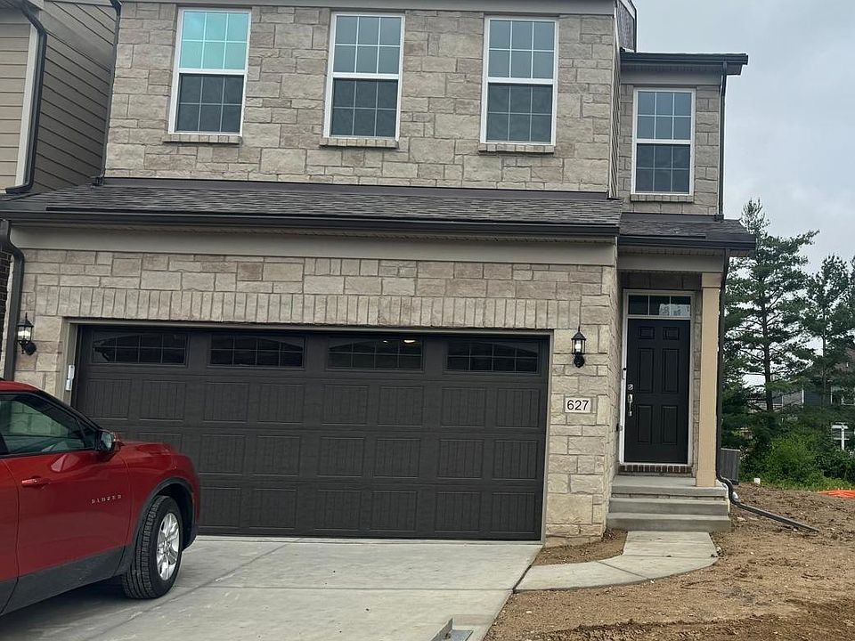 1st image of 627 Addison Cir