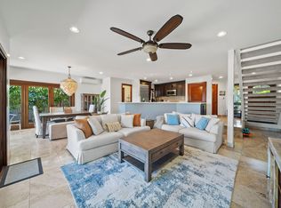 318 Kealahou St, Honolulu, HI 96825