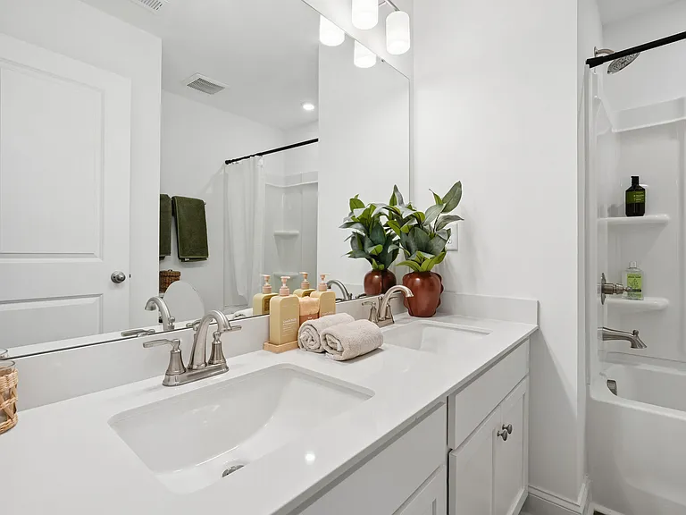 Affinity at Hudson — Photo 16
