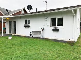 1127 Ohio Ave, North Bend, OR 97459