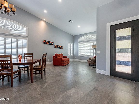 3rd image of 6108 E JUNIPER Avenue