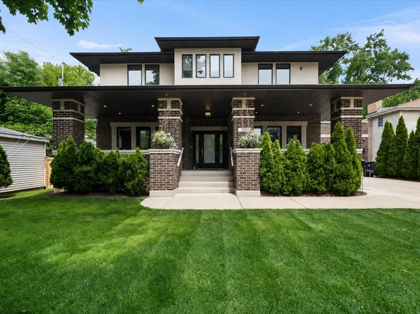 2921 Simpson St, Evanston, IL 60201