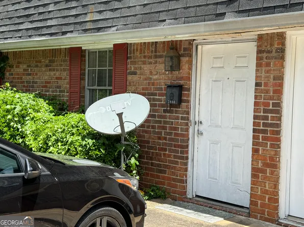 3880 Parklane Dr, Clarkston, GA 30021