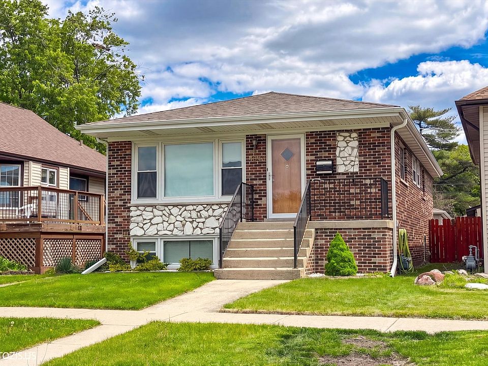1st image of 4043 N Wagner Ave
