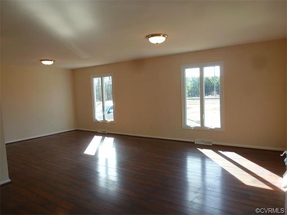 2nd image of 13928 Ramblewood Dr