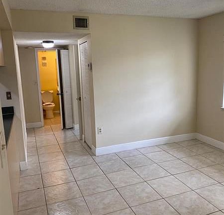 5th image of 10661 SW 108th Ave APT 4C