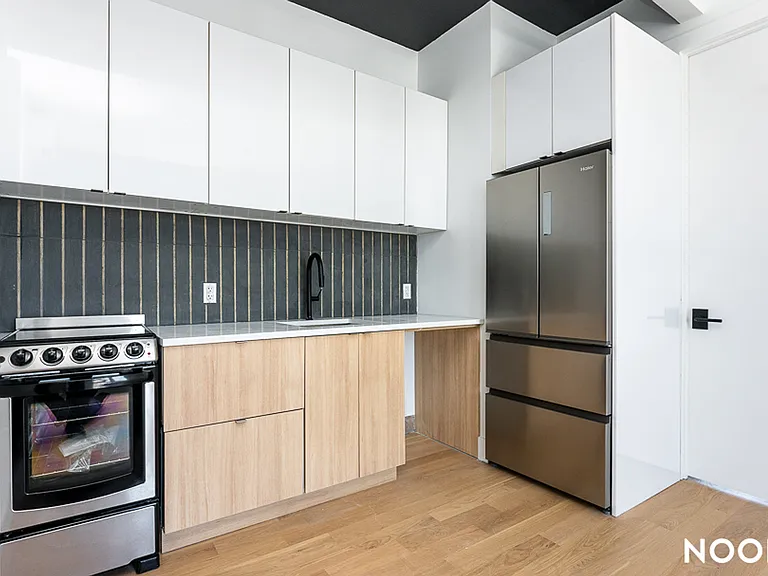 987 Bedford Ave #5F — Photo 1