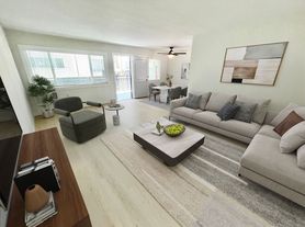 9612 Lucerne Ave, 9612 304