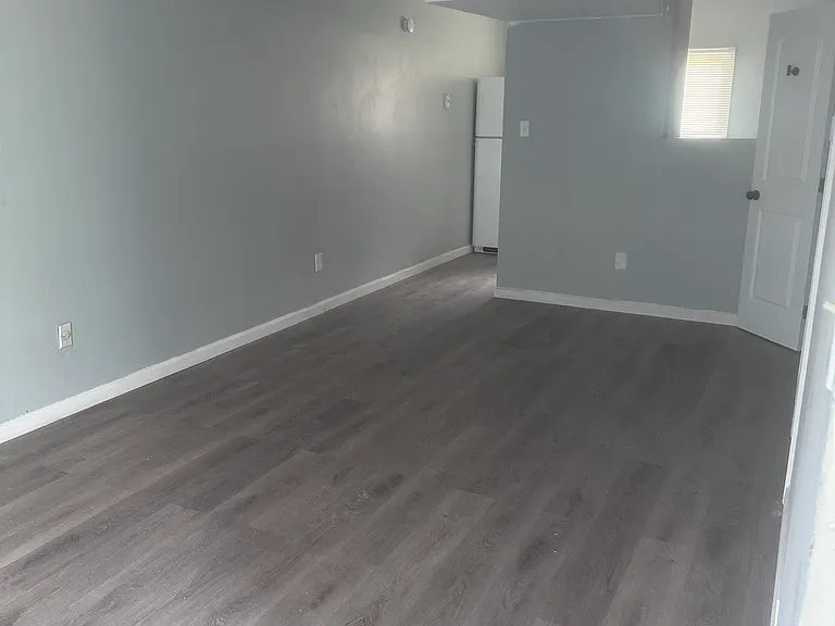 945 Peabody Ave #7 — Photo 15