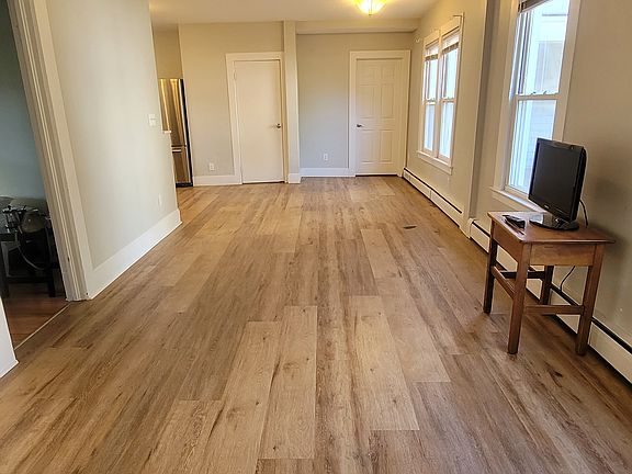 4th image of 14 Hough St #1-F