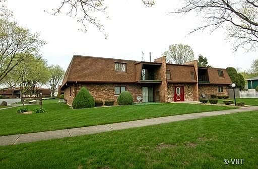 1st image of 10641 S Brooklodge Ln APT 1A