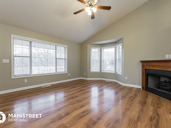 4th image of 34 Etowah Ln