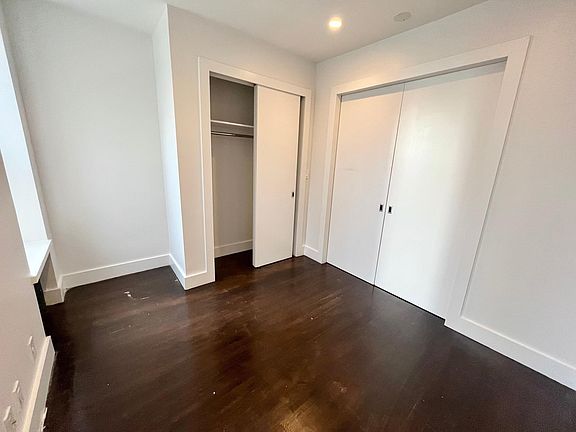 4th image of 442 10th Ave APT 5FN