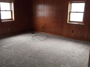 24 Pierce Ave APT B, Sharpsville, PA