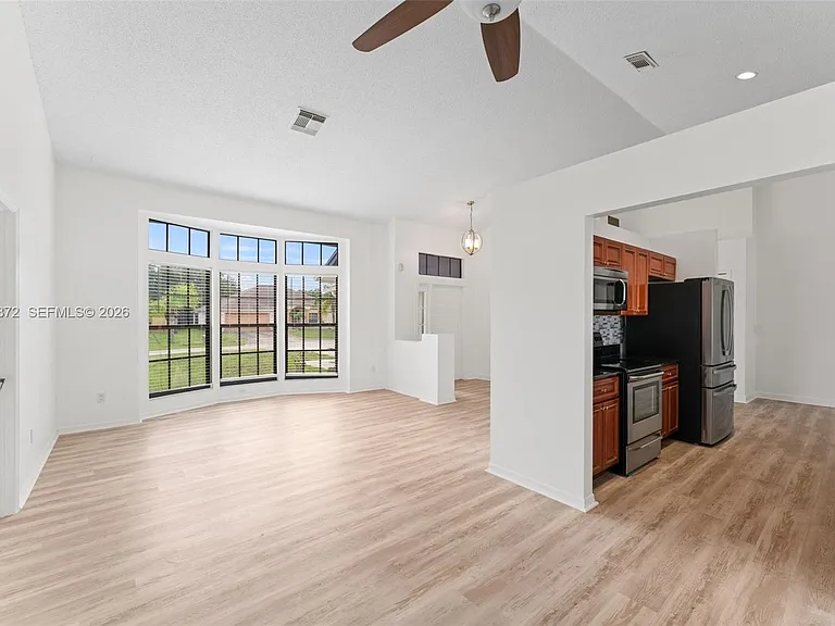 3561 SW Carmody St — Photo 8