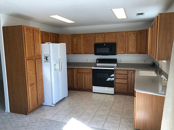 Ample Cabinet Storage in Kitchen