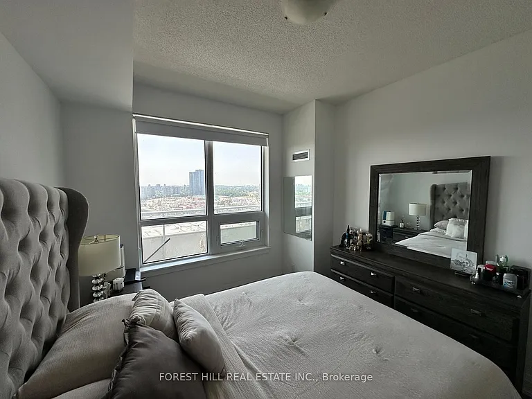 7890 Bathurst St #1706 — Photo 18
