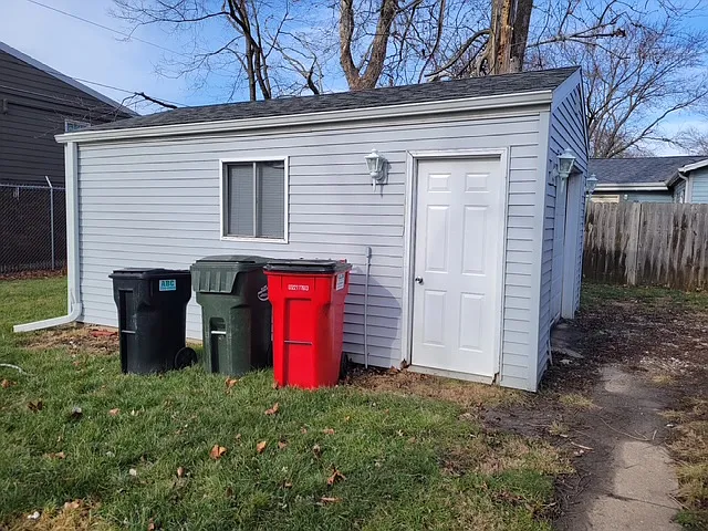 1205 Garden Hills Dr — Photo 13