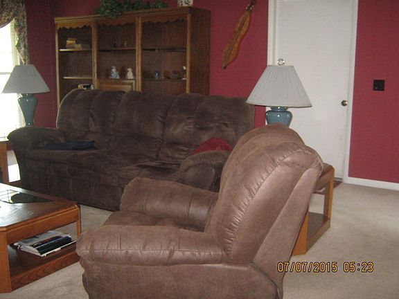 2nd image of 1410 Eastwood Dr