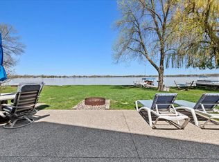 1108 Lakeview Dr, Waverly, MN 55390