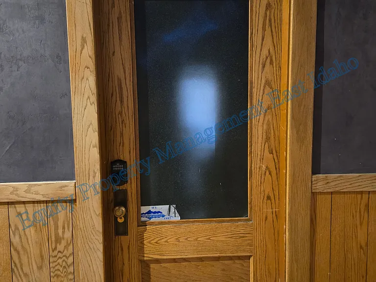 123 N Main St #13 — Photo 14