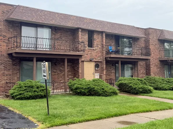 22633 Pleasant Dr #11B, Richton Park, IL 60471