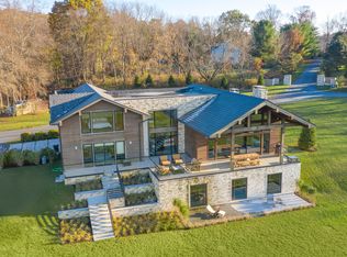 1 Glen Brook Farm Rd, Sherman, CT 06784