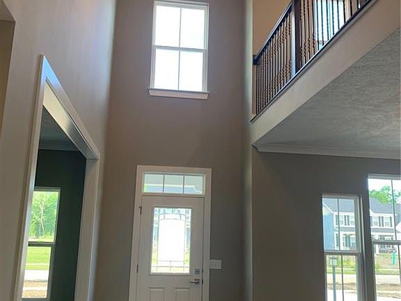 3rd image of 38937 Briar Lakes Dr