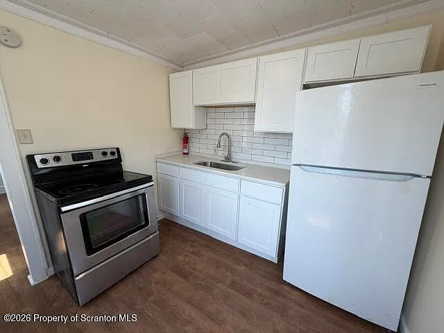 111 W Grove St #2 — Photo 6