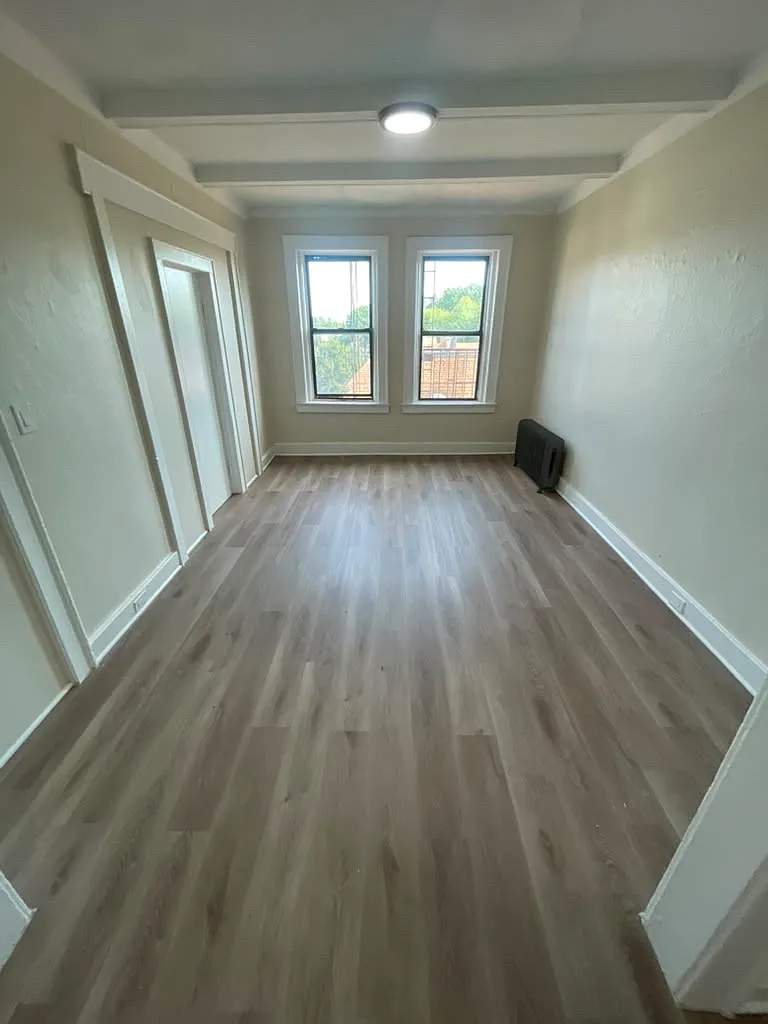 3 bed, $2,095 — Photo 1