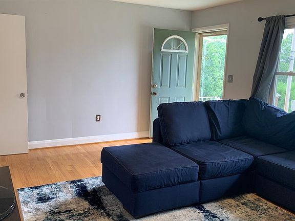 4th image of 4620 Oakdale Dr