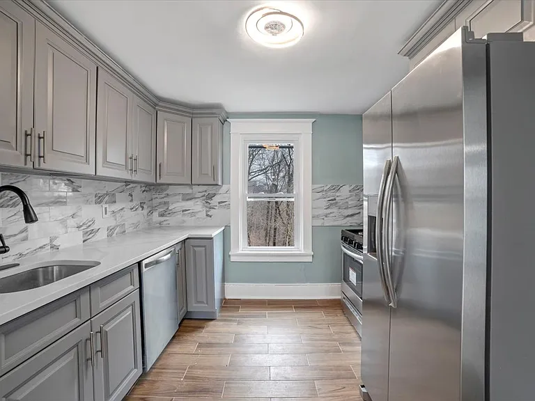 143 Chatterton Pkwy #2 — Photo 3