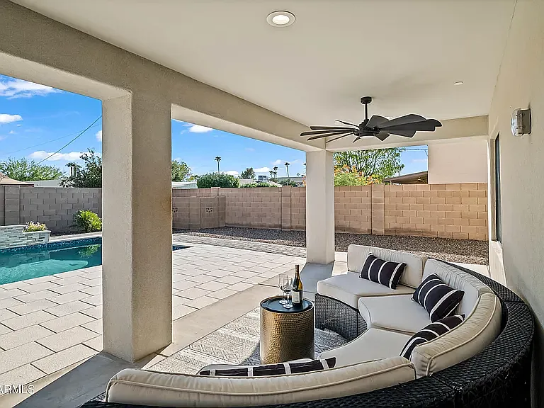 8725 E Malcomb Dr — Photo 43