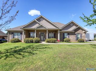 223 Cozy Creek Rd, Meridianville, AL 35759