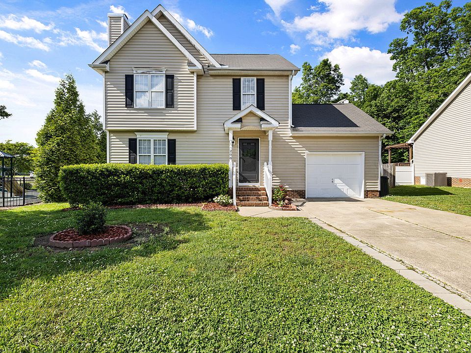 1st image of 208 Texanna Way