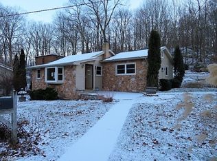 7 Oak Trl, Andover, NJ 07821