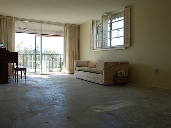 2nd image of 12590 NE 16th Ave APT 510