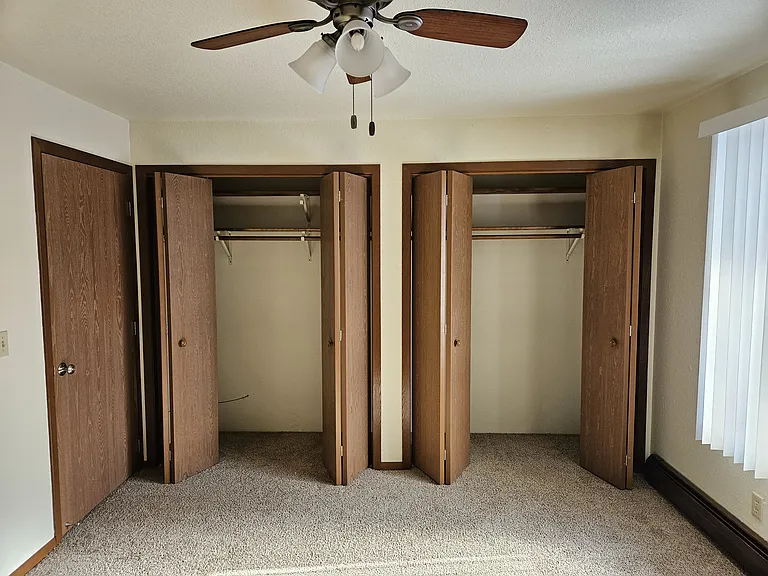 328 N Kensington Dr #4 — Photo 8