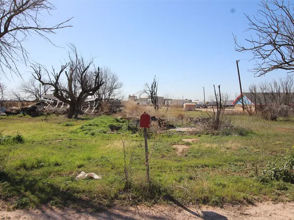 1732 Avenue N, Anson, TX 79501