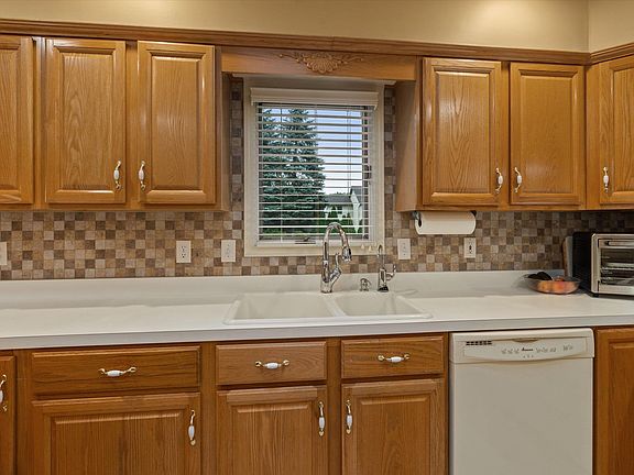 2nd image of 53178 Fiddlehead Ct