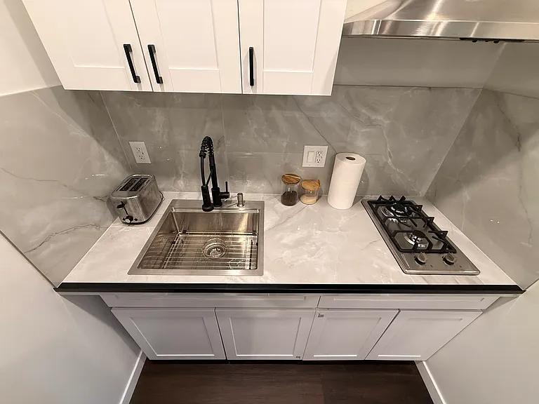 14231 Aztec St — Photo 7