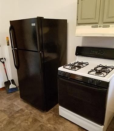 3rd image of 144 Brighton Ave