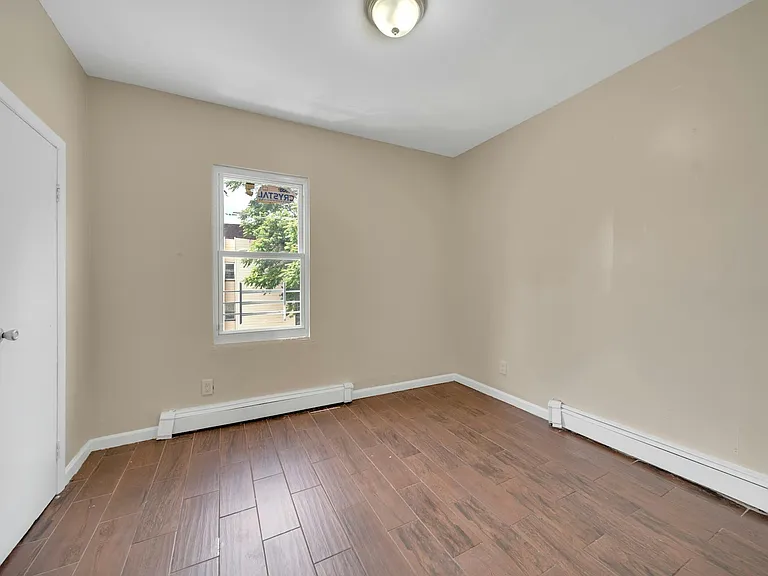 86 Eaton Pl #3 — Photo 10