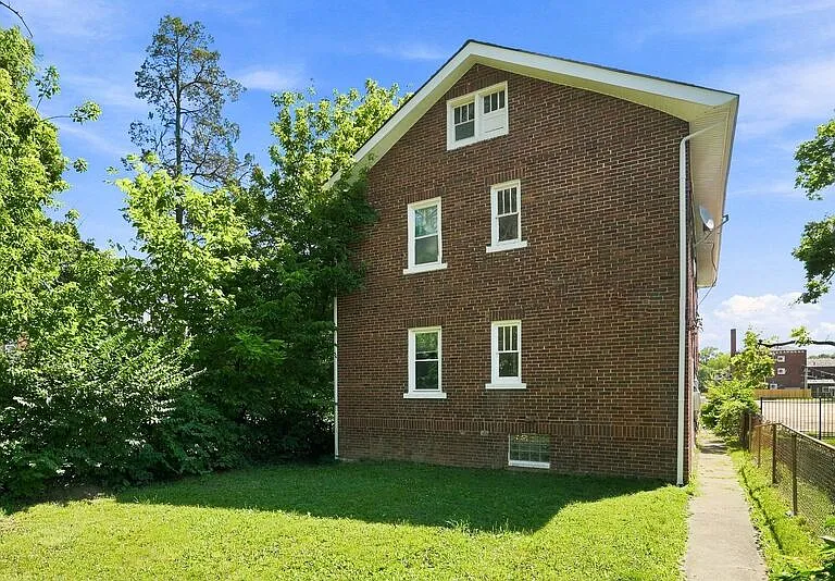 505 Berkeley Rd — Photo 3